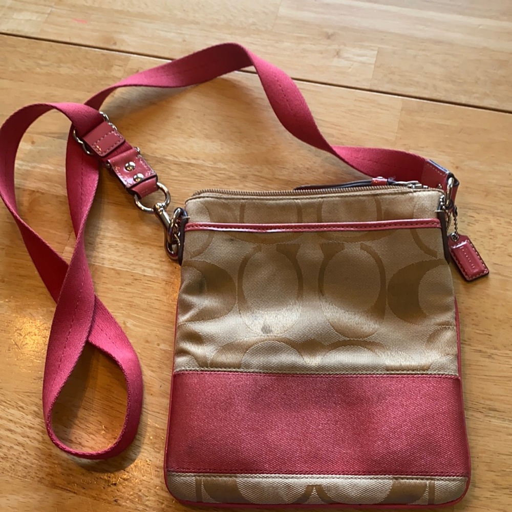 Coach small tan/beige w/Coral crossbody